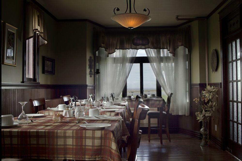 Auberge Bruine Oceane Matane Exterior photo